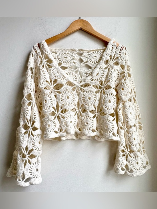 Tops - Open knit Boho Style feminine CREAM CROCHET Sweater Blouse Top